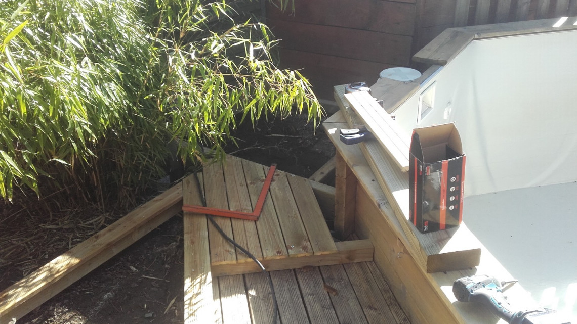 Entretien et rénovation terrasse et piscine bois à SAINT-JEAN-D'ARDIÈRES (69)