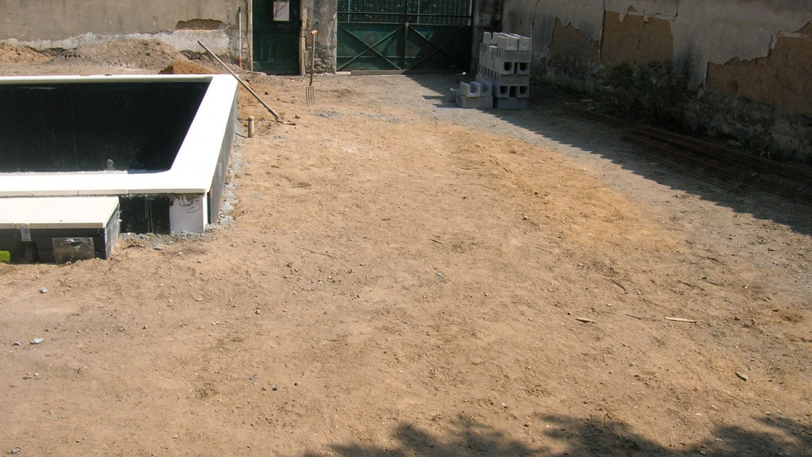 Aménagement abords de piscine SAINT-GEORGES-DE-RENEINS