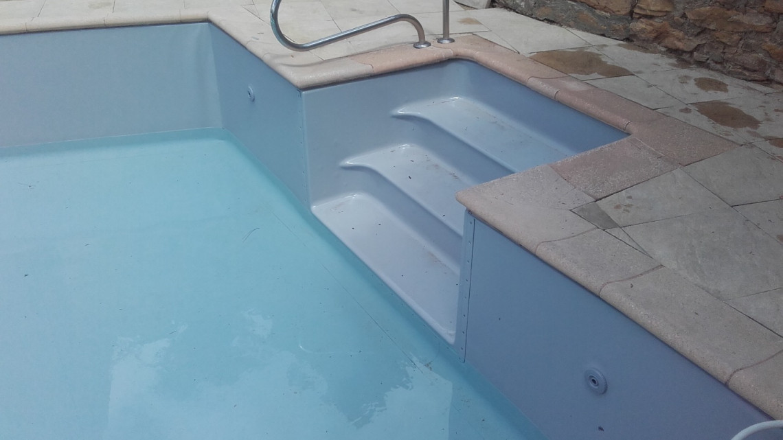Rénovation piscine à JASSANS RIOTTIER