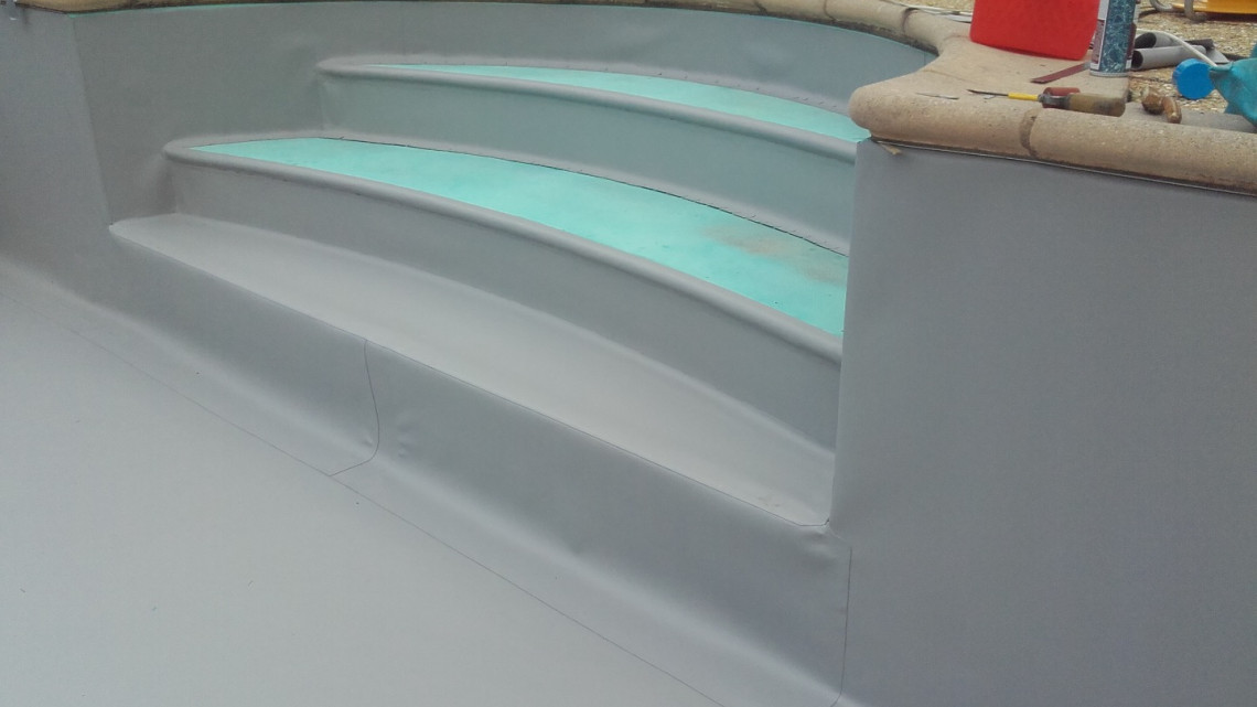 Rénovation piscine en béton à  MARCILLY-D'AZERGUES