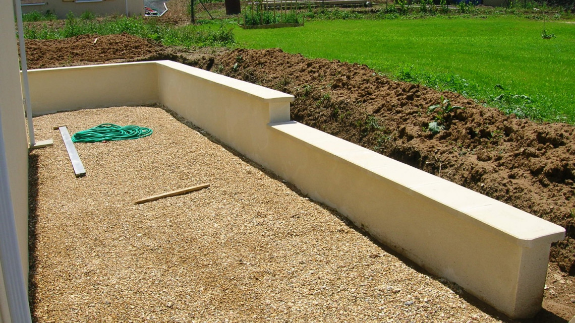 Aménagement extérieur à BELLEVILLE (69)