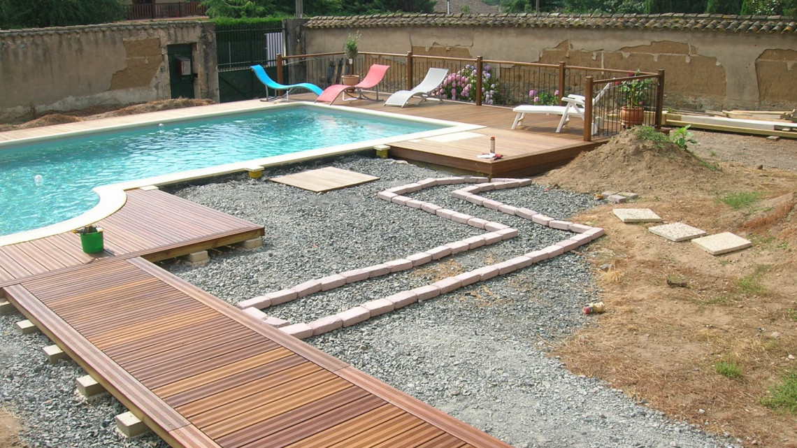 Aménagement abords de piscine SAINT-GEORGES-DE-RENEINS