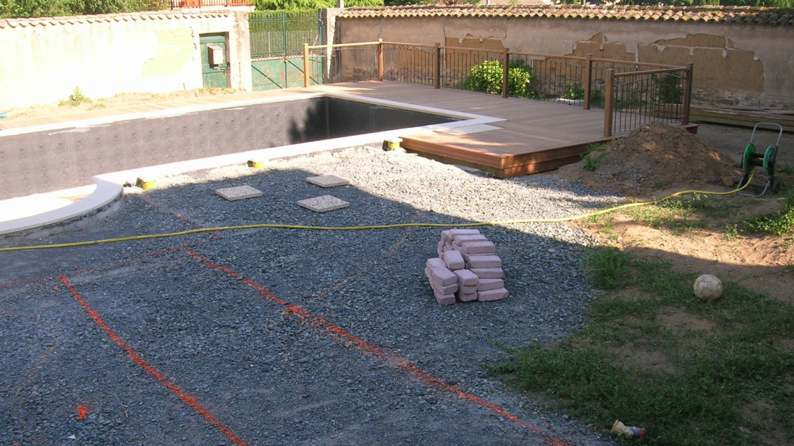 Aménagement abords de piscine SAINT-GEORGES-DE-RENEINS