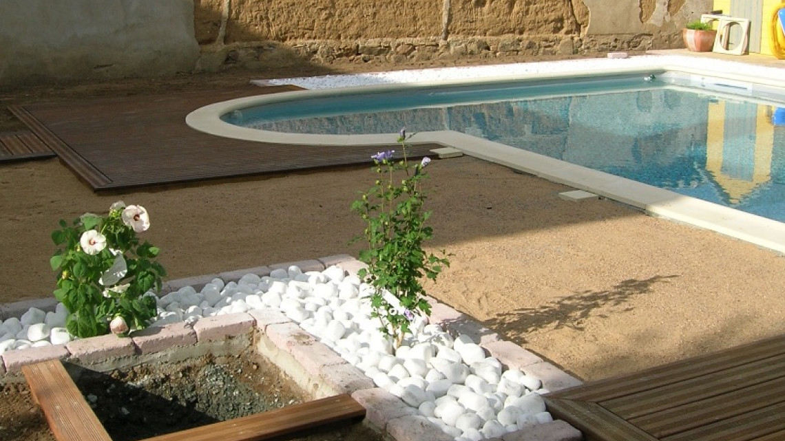 Aménagement abords de piscine SAINT-GEORGES-DE-RENEINS