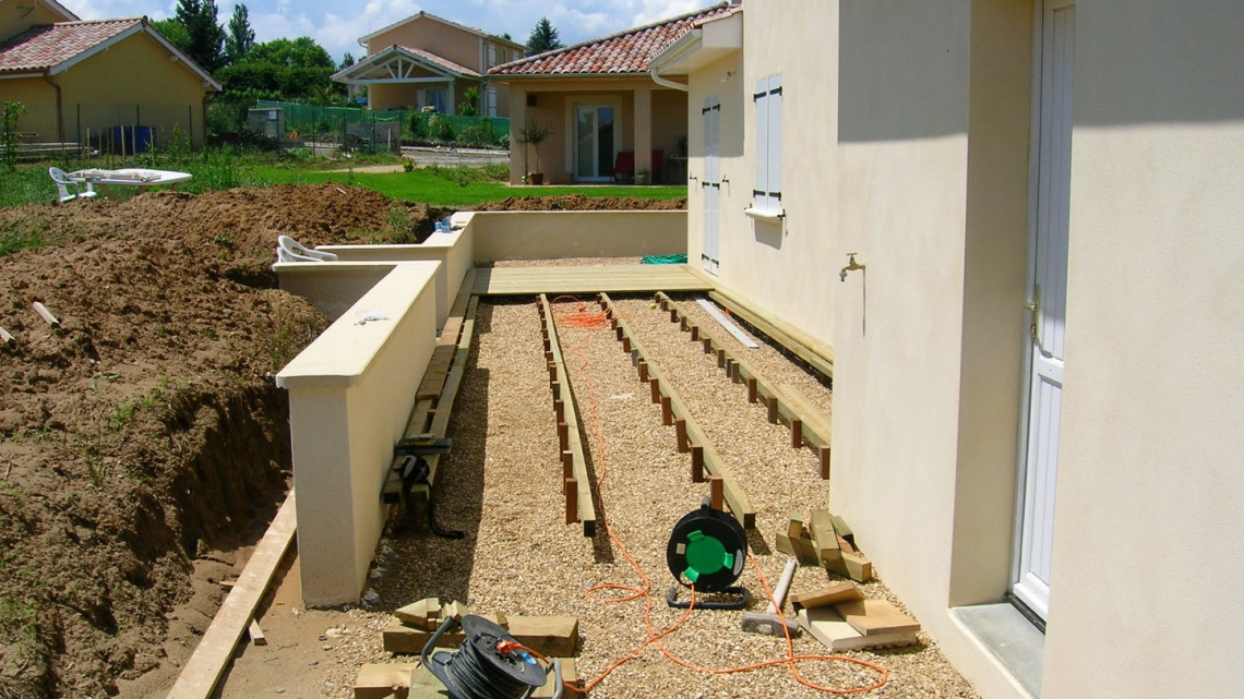 Aménagement extérieur à BELLEVILLE (69)