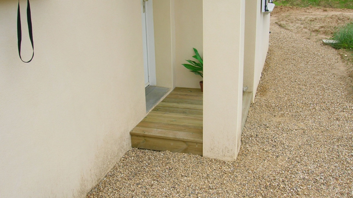 Aménagement extérieur à BELLEVILLE (69)