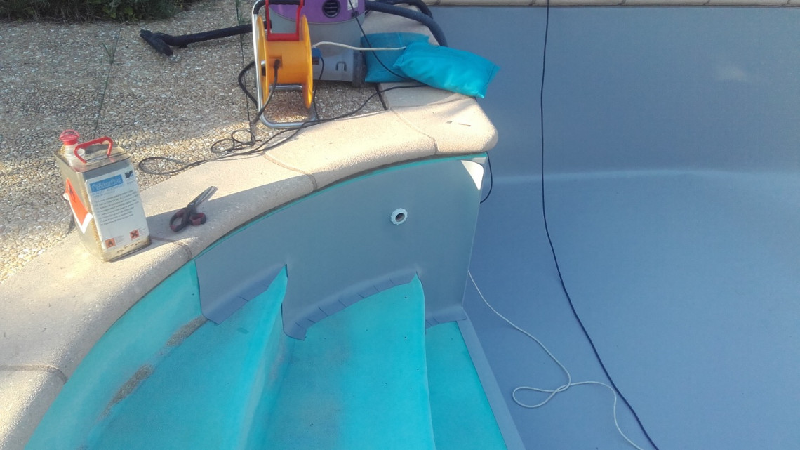 Rénovation piscine en béton à  MARCILLY-D'AZERGUES