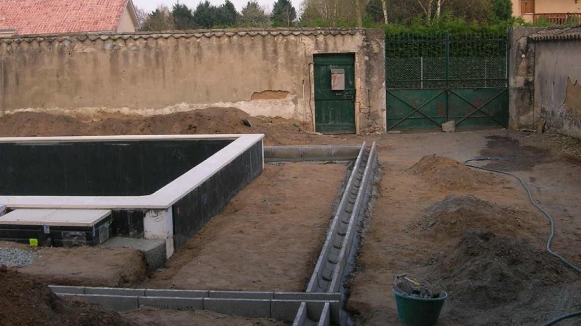 Aménagement abords de piscine SAINT-GEORGES-DE-RENEINS