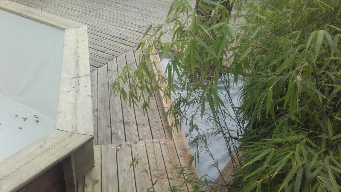 Entretien et rénovation terrasse et piscine bois à SAINT-JEAN-D'ARDIÈRES (69)