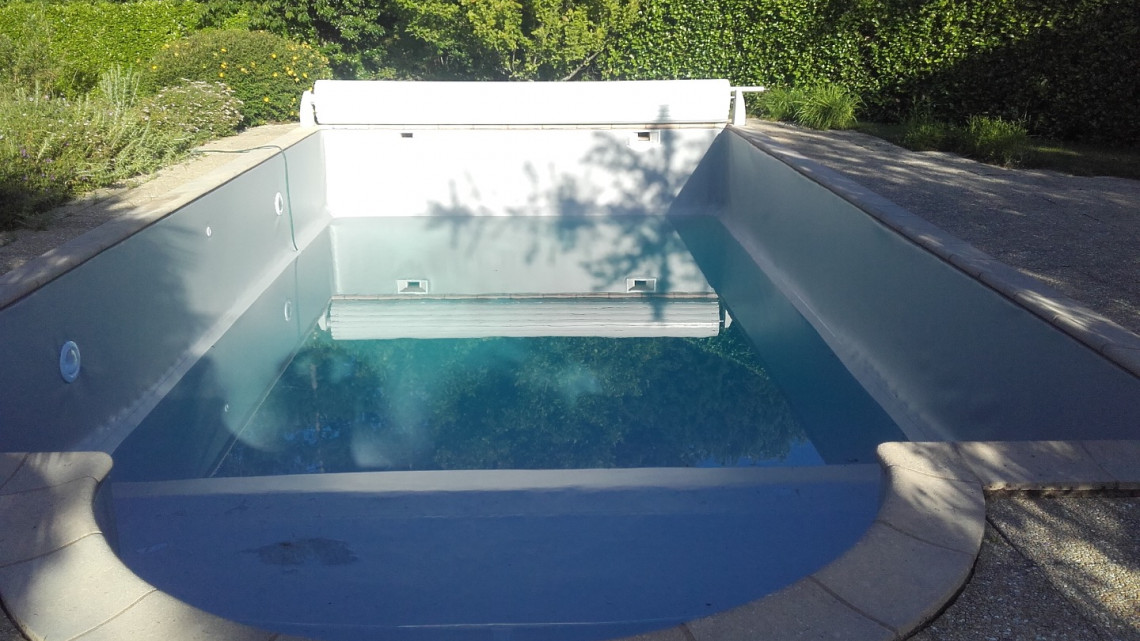 Rénovation piscine en béton à  MARCILLY-D'AZERGUES